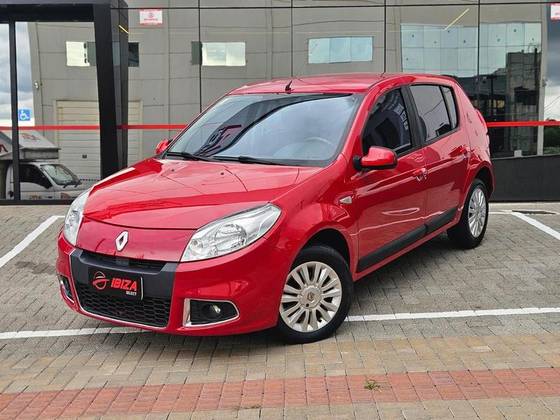 RENAULT SANDERO 1.6 PRIVILÉGE 16V FLEX 4P AUTOMÁTICO